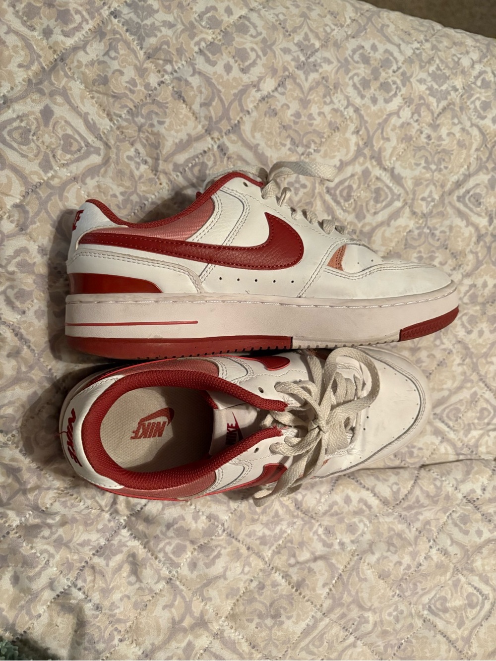 Nike White, Red & Pink Low-Top Sneakers with Red Swoosh